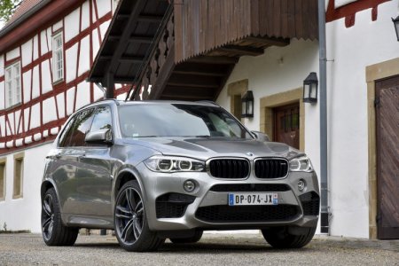 BMW X5M: ,     