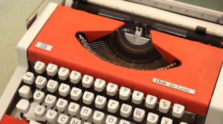 Шрифт друкарської машинки: використання, назви, історична довідка